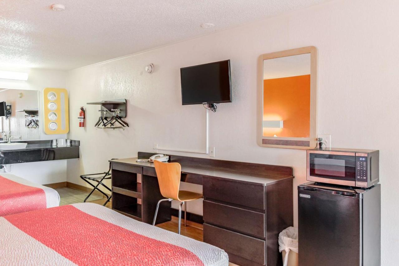Motel 6 קלמזו מראה חיצוני תמונה