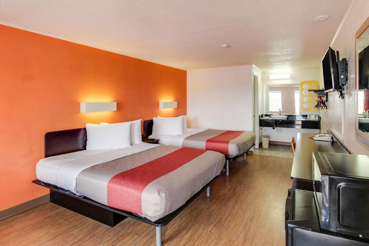 Motel 6 קלמזו מראה חיצוני תמונה